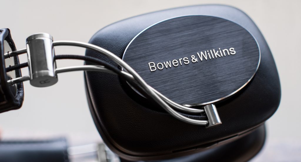 A photo of the Bowers & Wilkins P7 Wireless' back.