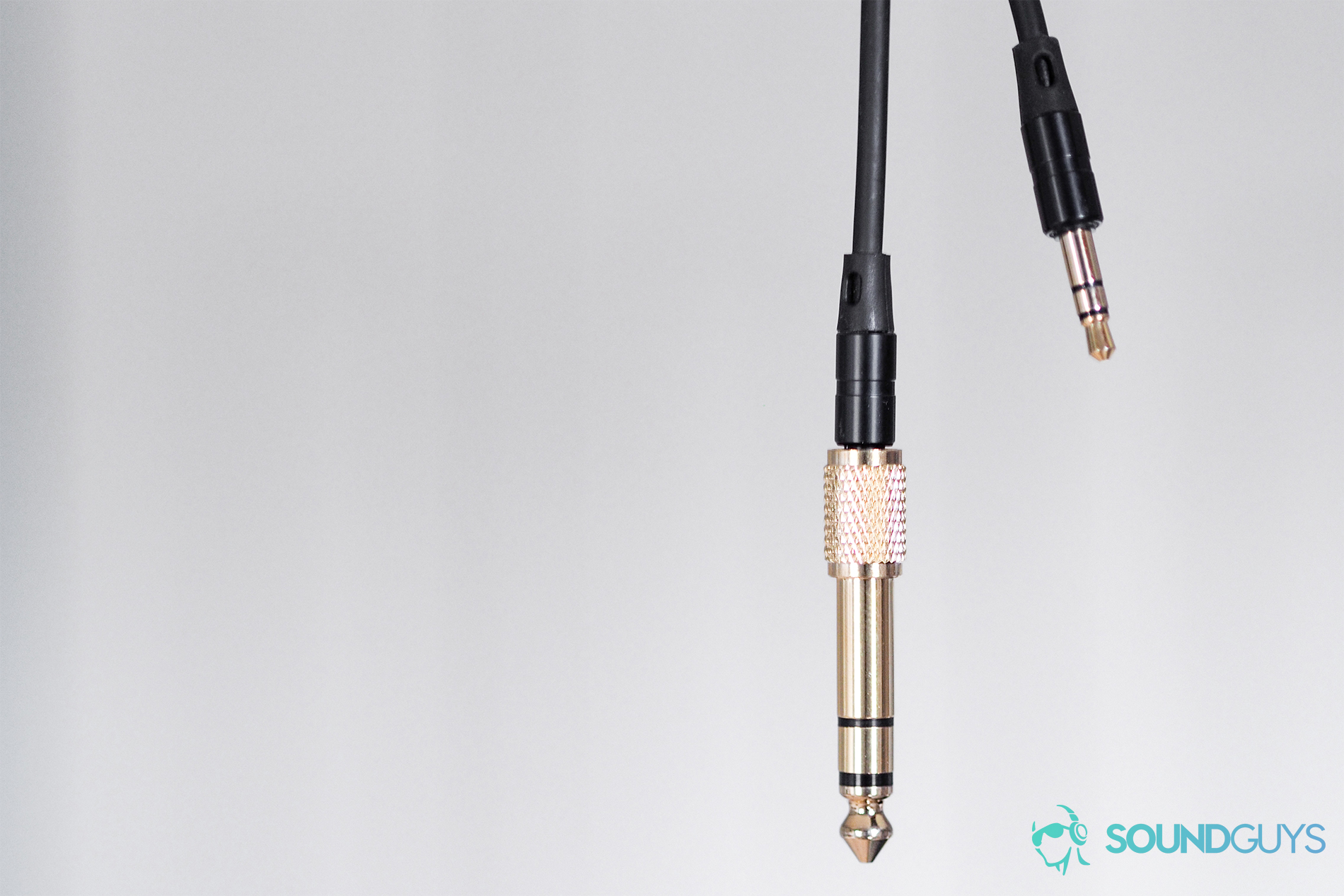 3.5mm Mono Male to RCA Male Cable, 3.5mm Audio Auxiliary Jack on One End  and RCA Audio Jack on Other End, 6 Feet, Black