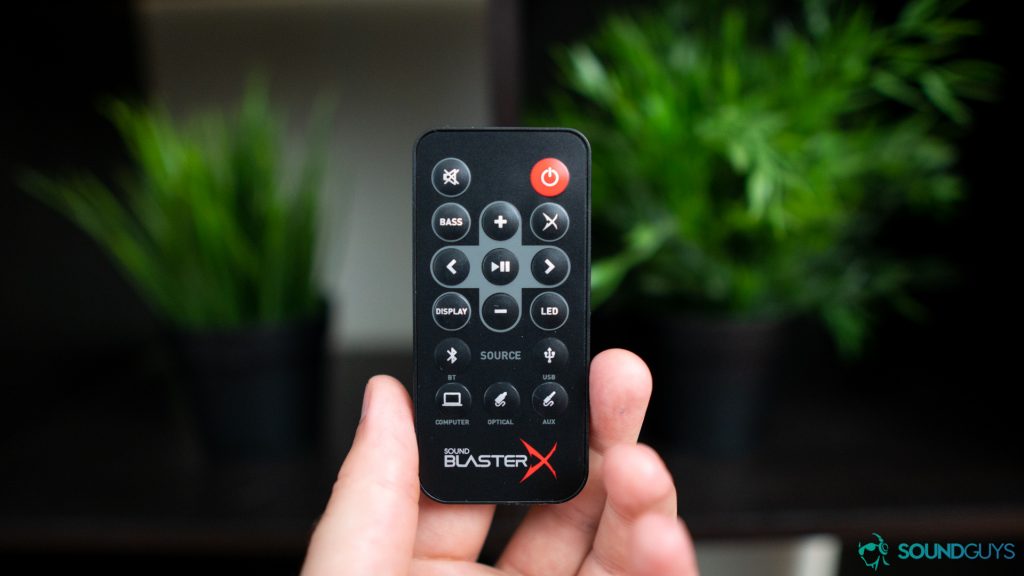 The remote of the Creative Sound BlasterX Katana fits nicely in the hand. 