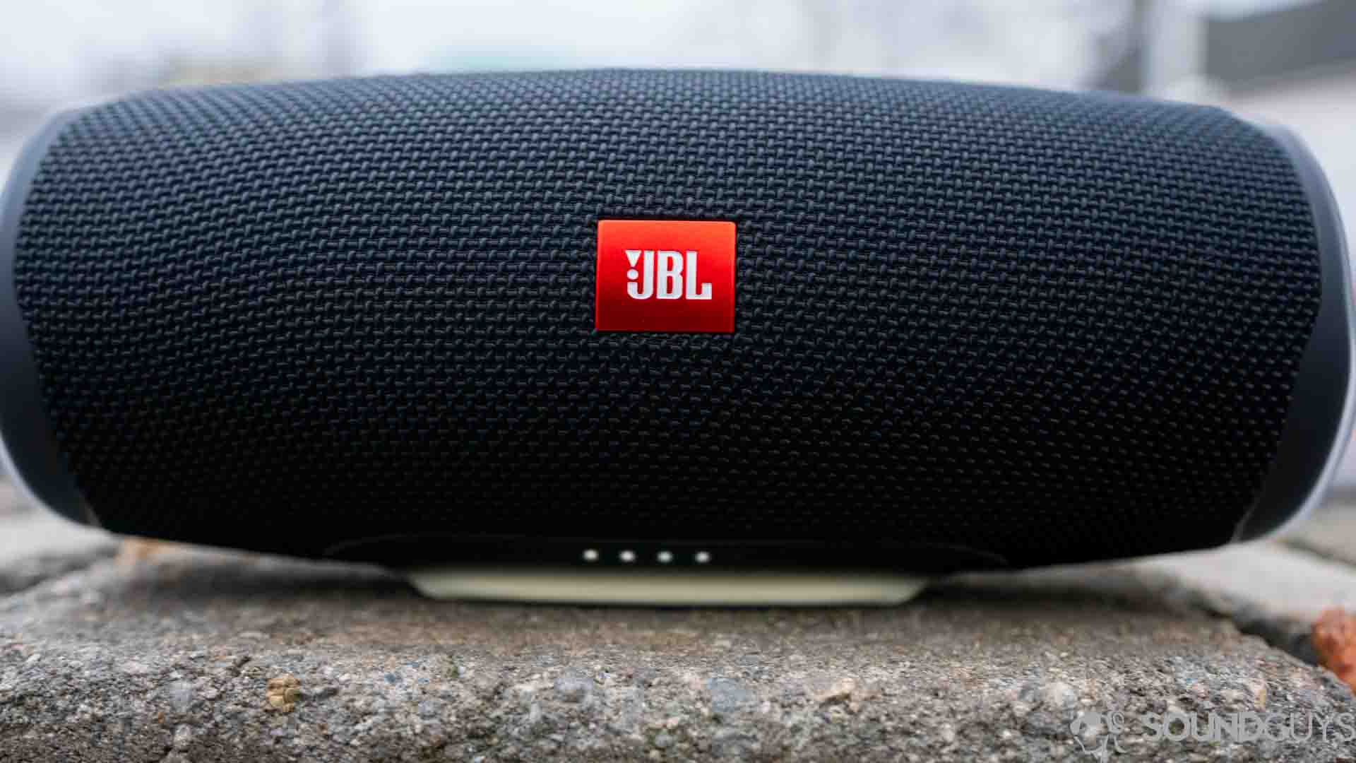 JBL Charge 4 review: JBL Charge 4 Bluetooth speaker gets some key upgrades  - CNET