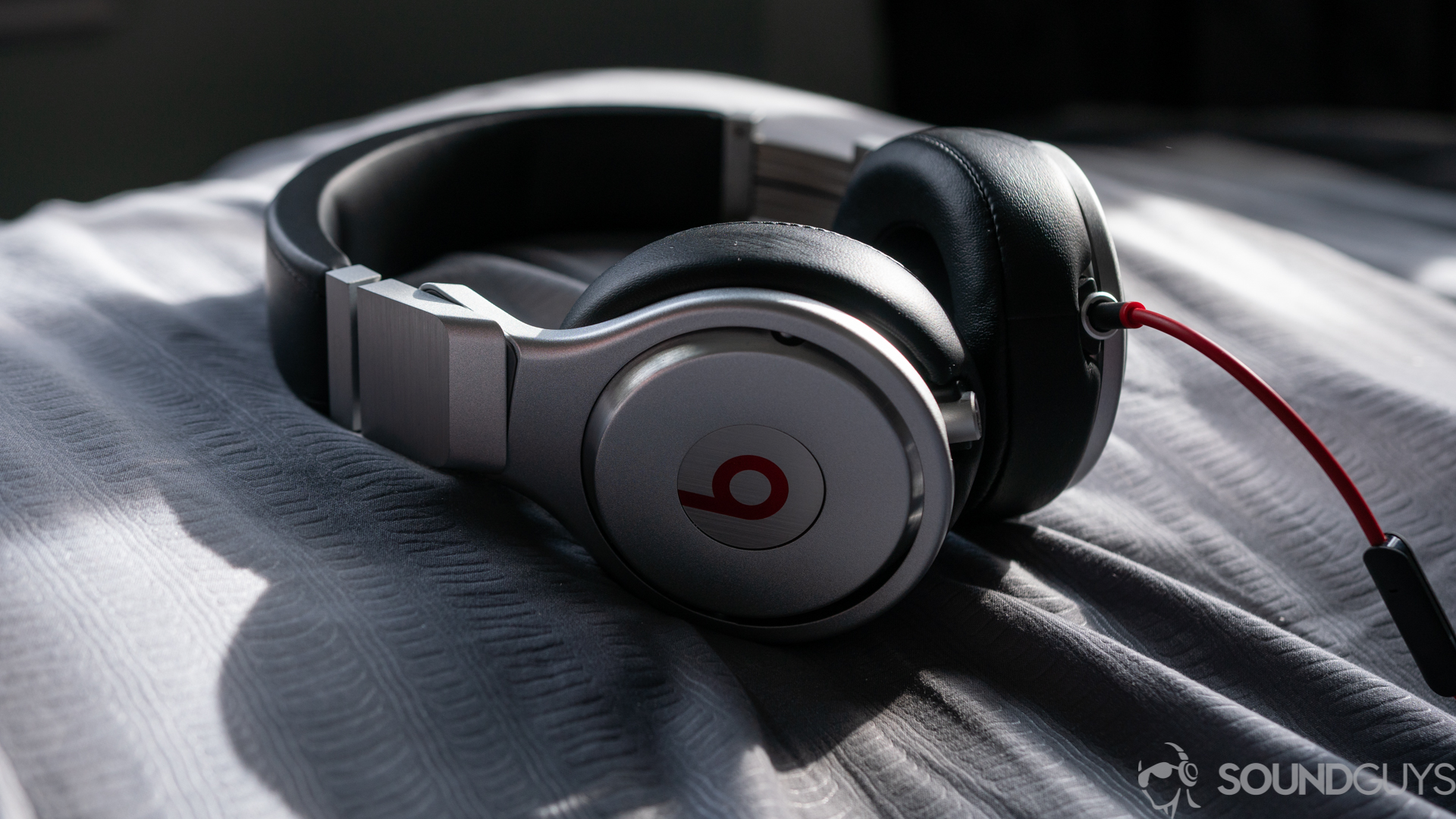 Beats Pro review: Discontinued DJ headphones - SoundGuys
