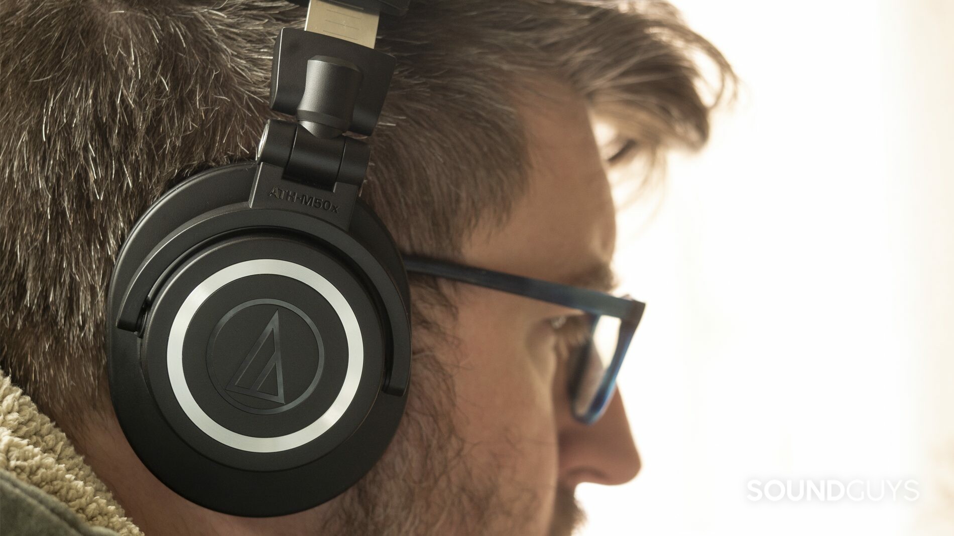 Reviewed: Audio-Technica's Brand New ATH-M50xBT2 Bluetooth Studio