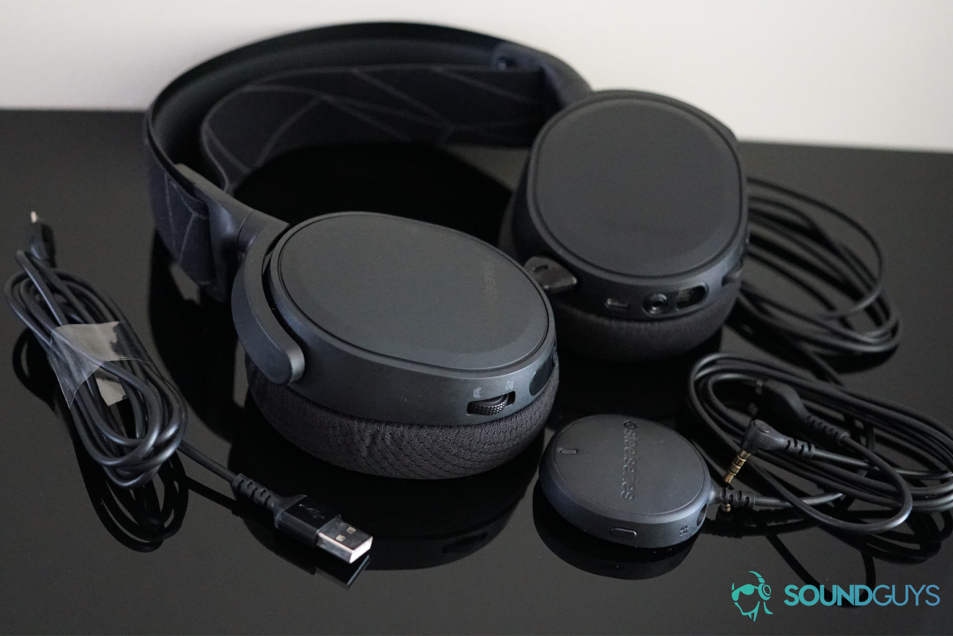 SteelSeries Arctis 7+ Plus Wireless Over-Ear Gaming Headset - Black