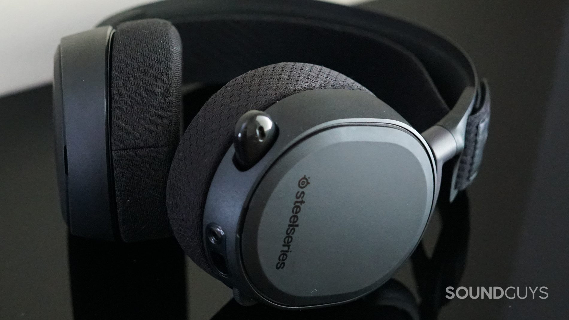 SteelSeries Arctis Pro + GameDAC Review: PS4 & PC Gaming Headset