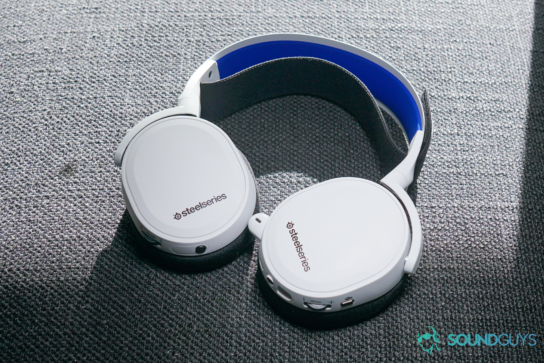 Steelseries Arctis 7+/7P+ Review: Dongles and Software Rule