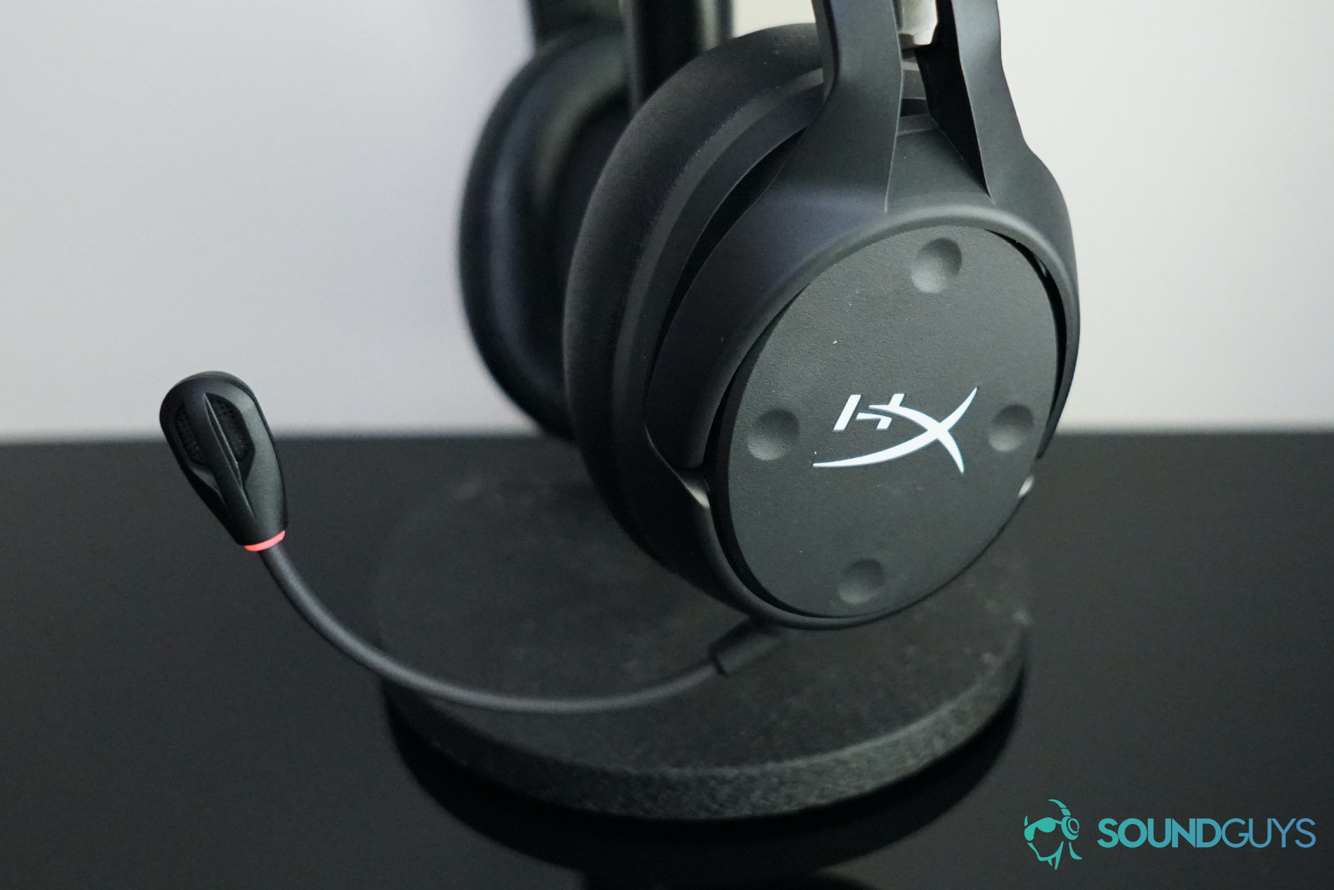 HyperX Cloud Flight S headset review: Exceptional comfort and sound with a  subpar mic