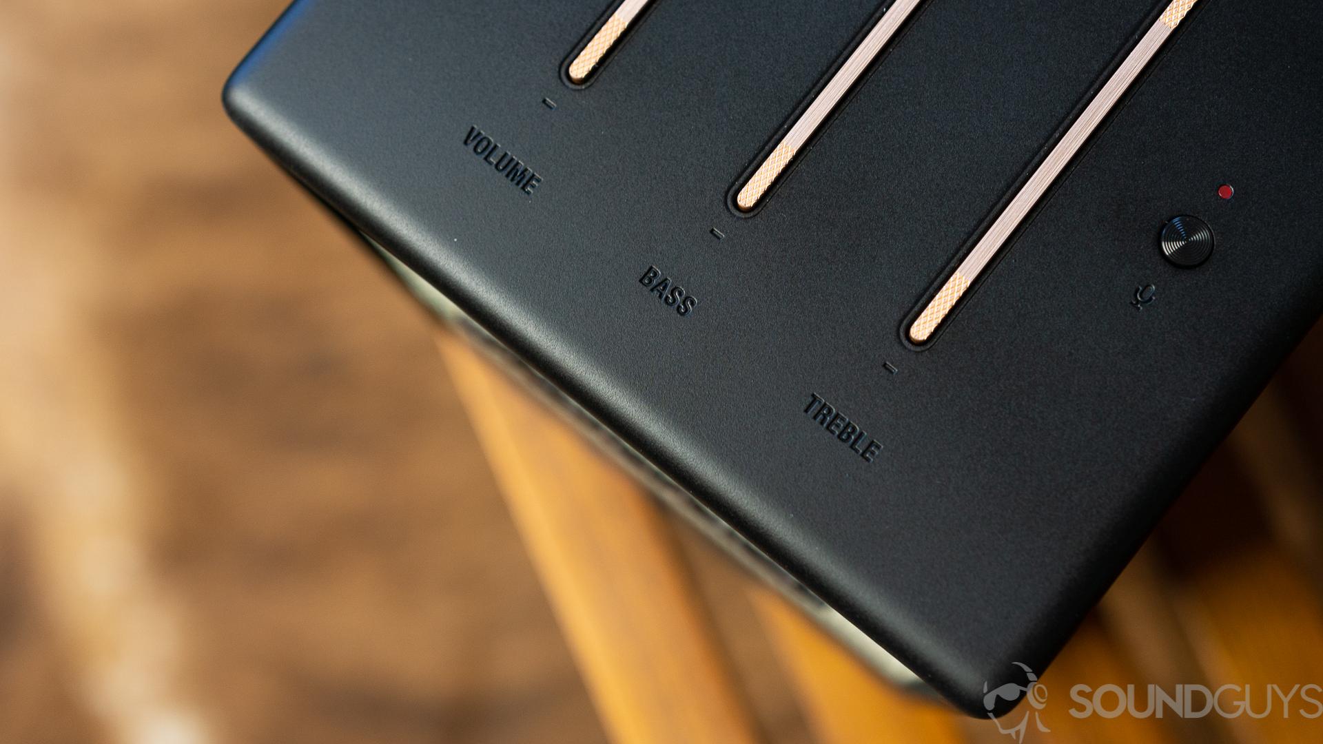 Marshall Uxbridge Smart Speaker with  Alexa Black 1005605 - Best Buy