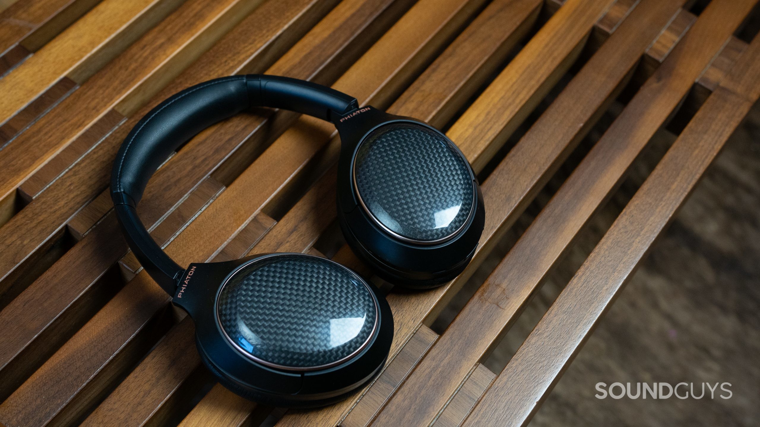 Phiaton 900 Legacy headphones review - SoundGuys
