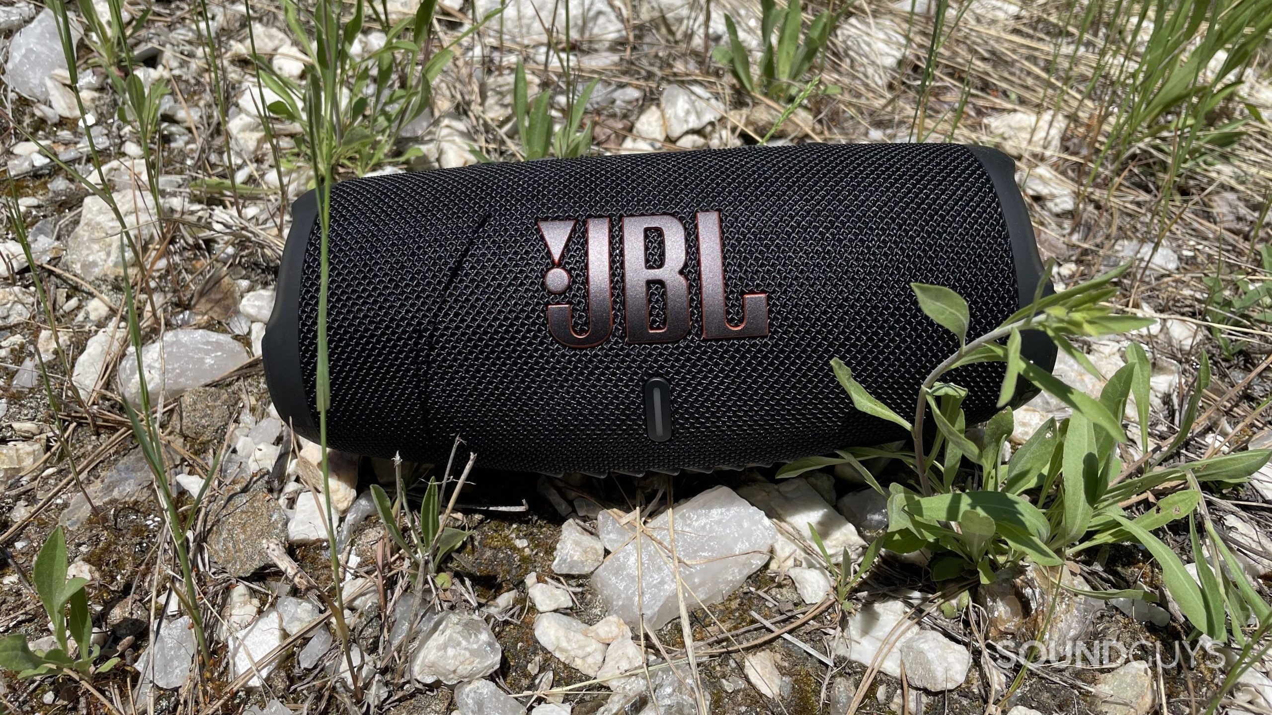 5 SoundGuys - Charge JBL review