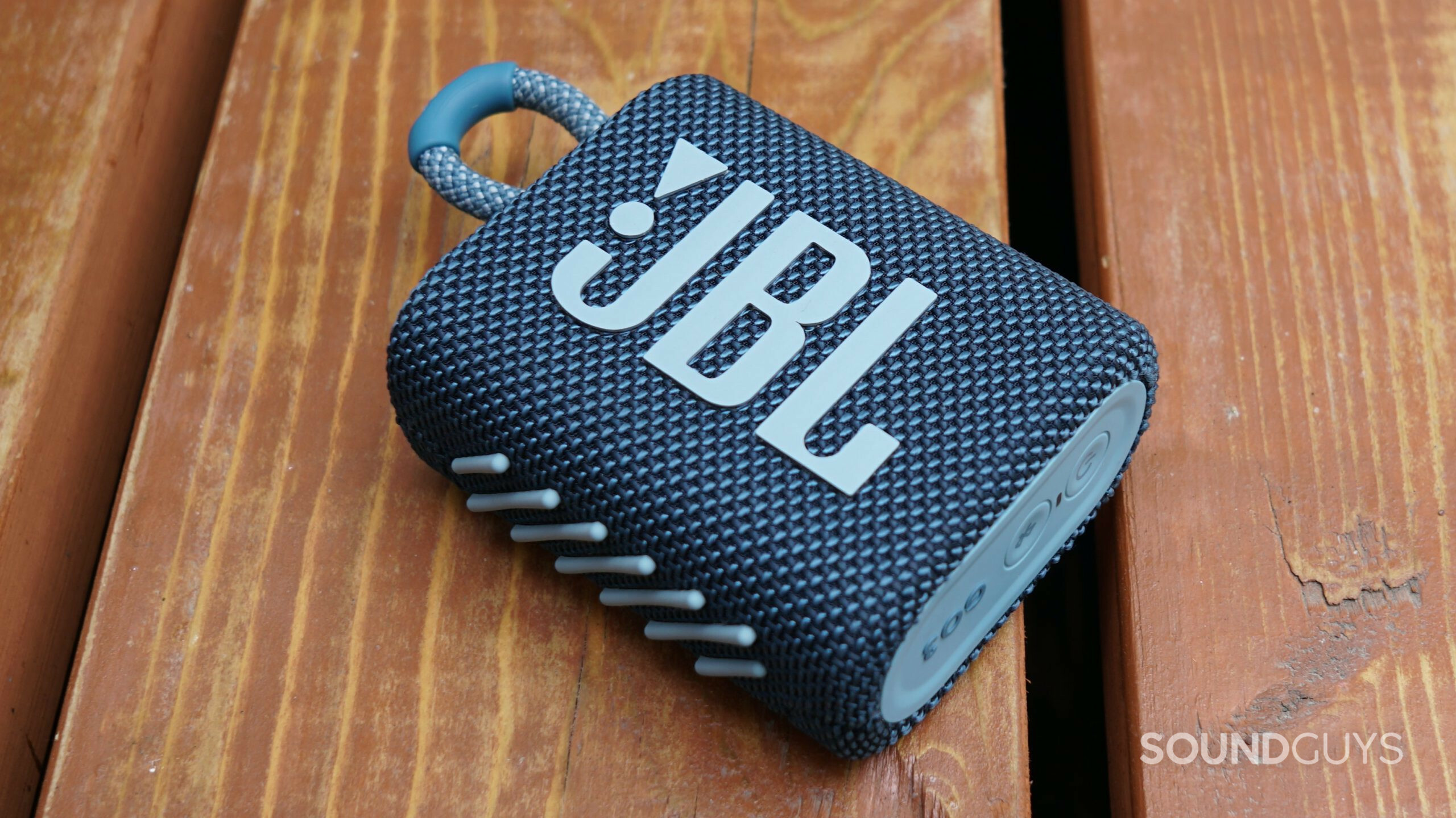  JBL Go 3: Portable Speaker with Bluetooth, Built-in