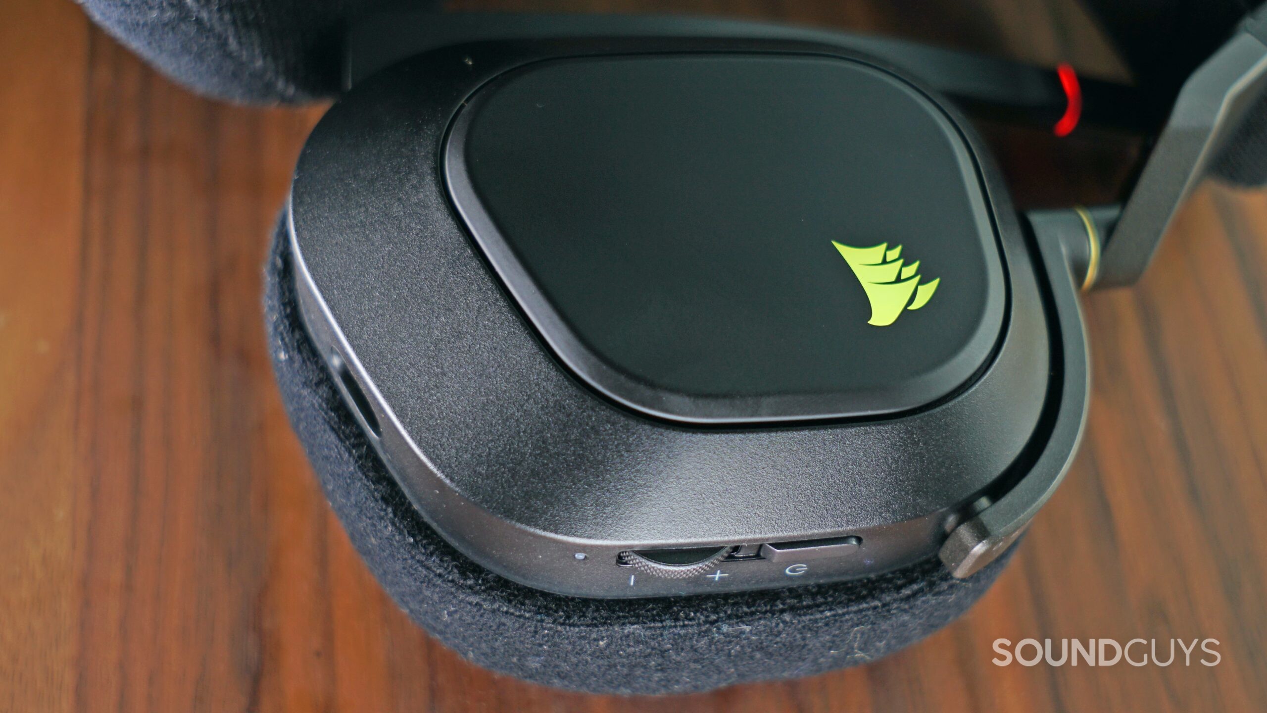 Corsair HS80 RGB Wireless Gaming Headset Review - Spatial Audio FTW