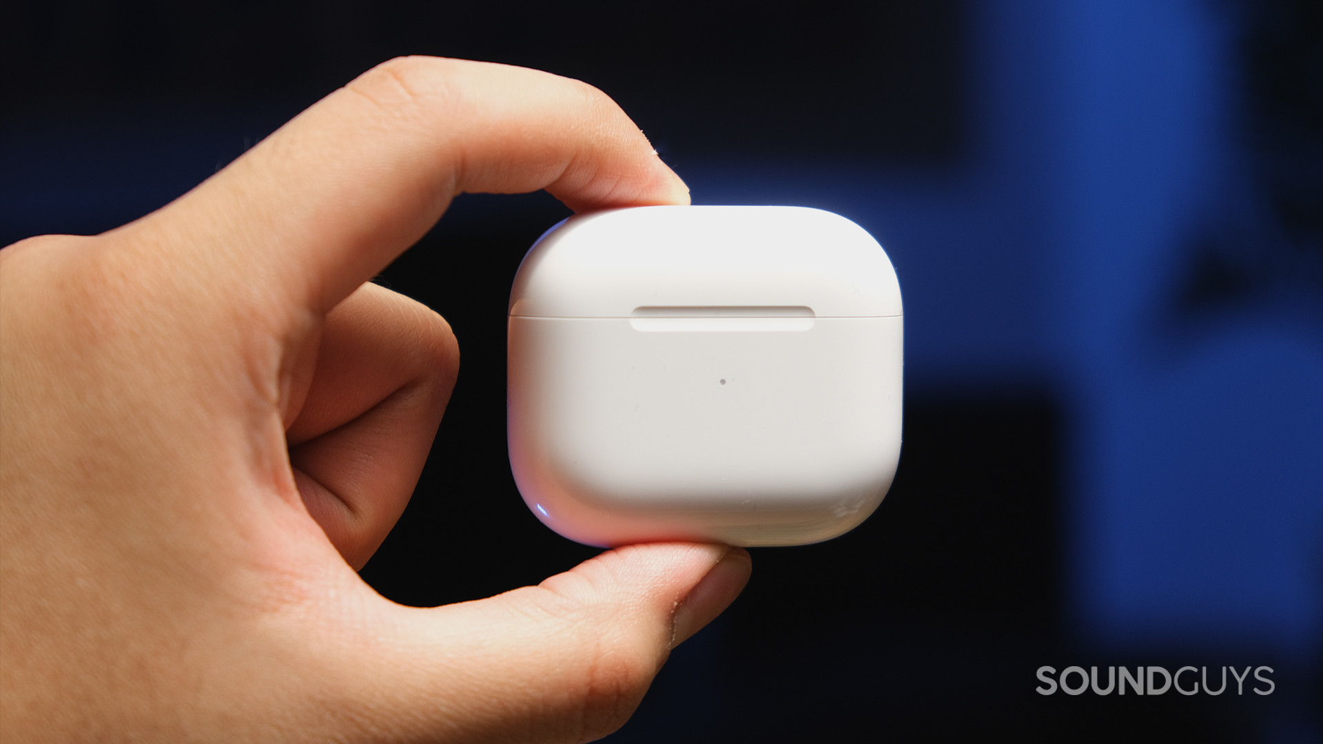 Third-Gen AirPods With AirPods Pro Design to Cost $200 and Launch in First  Half of 2021 - MacRumors