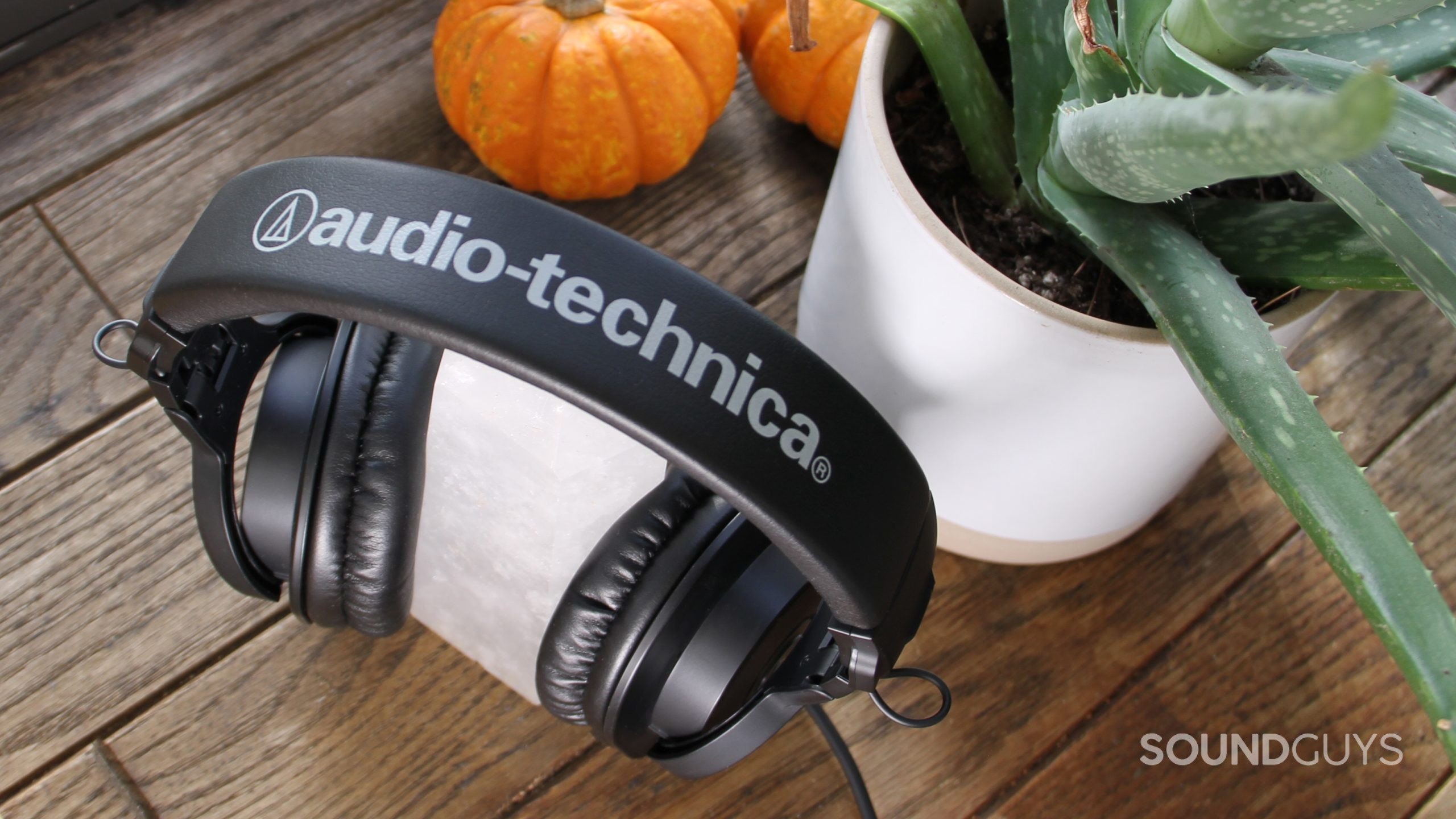 Audio-Technica ATH-M30x review: Gets the job done - SoundGuys