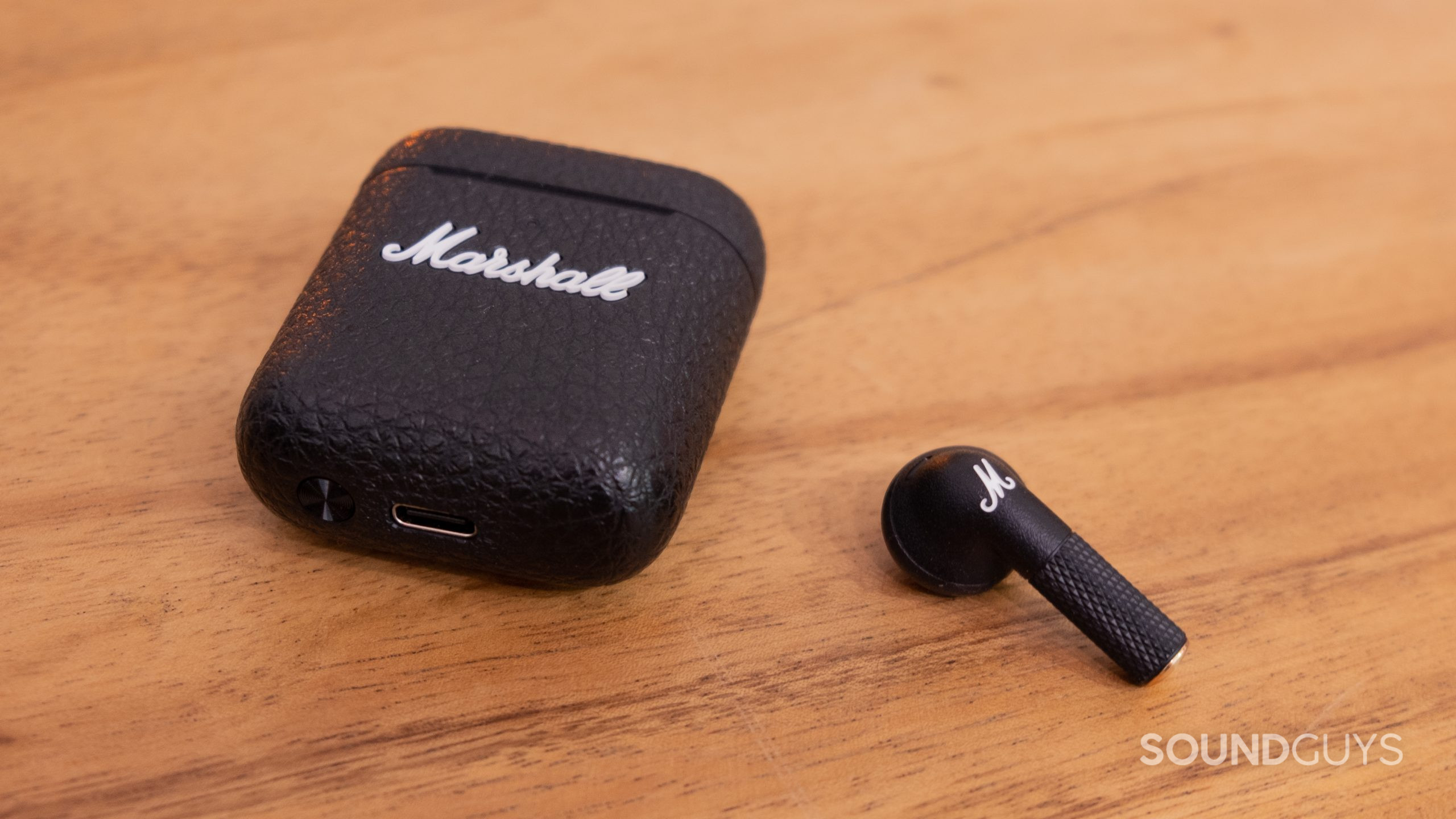 Marshall Minor III review: and fit - SoundGuys finish Poor