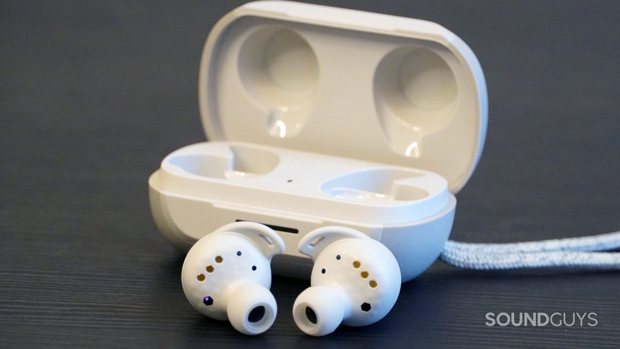 JBL Reflect Flow Pro Waterproof True Wireless Noise Canceling Active Sport  Earbuds (White) 