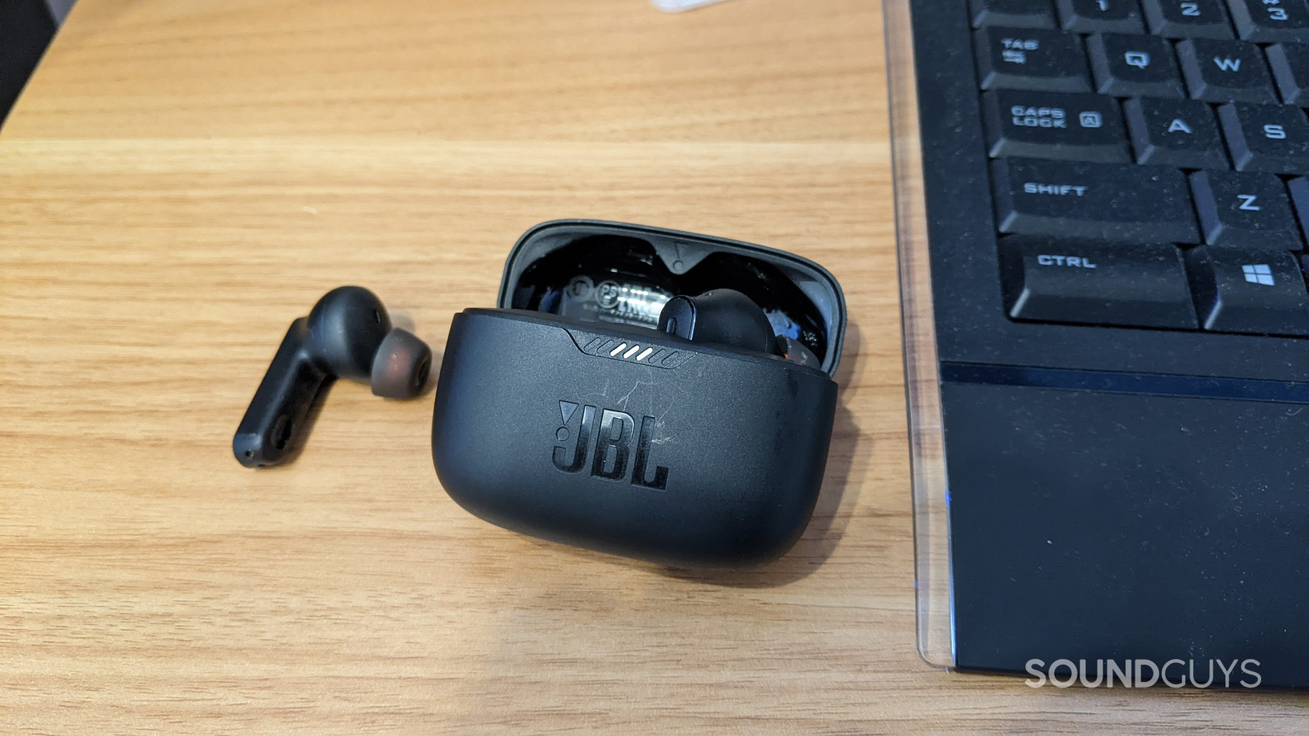 JBL Tune 230NC TWS True Wireless Bluetooth Noise Cancelling Earbuds, Black