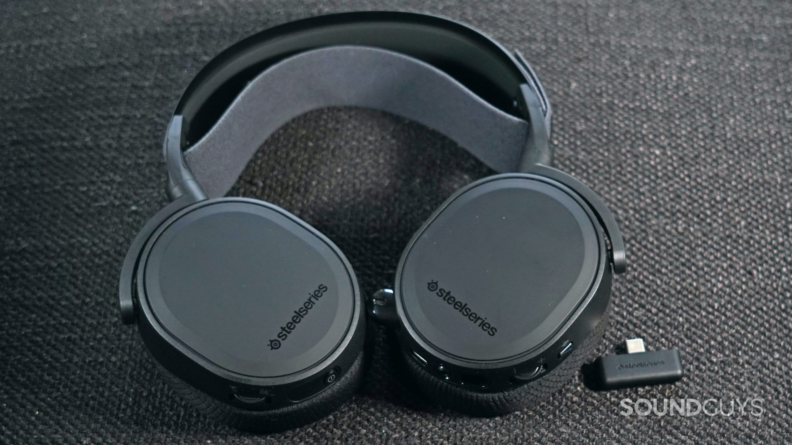 SteelSeries Arctis 7+ Wireless Headphones Review - Niche Gamer