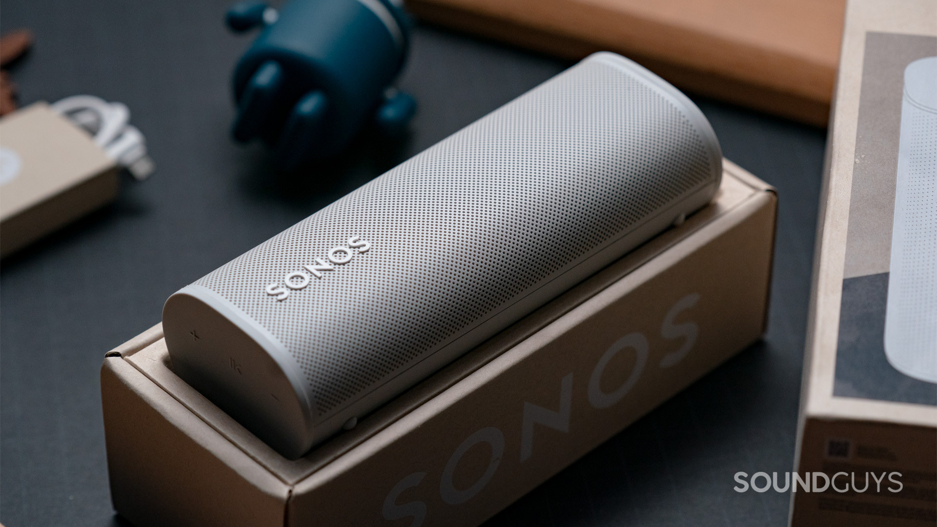 Sonos Roam Lunar Black Smart Speaker with WiFi