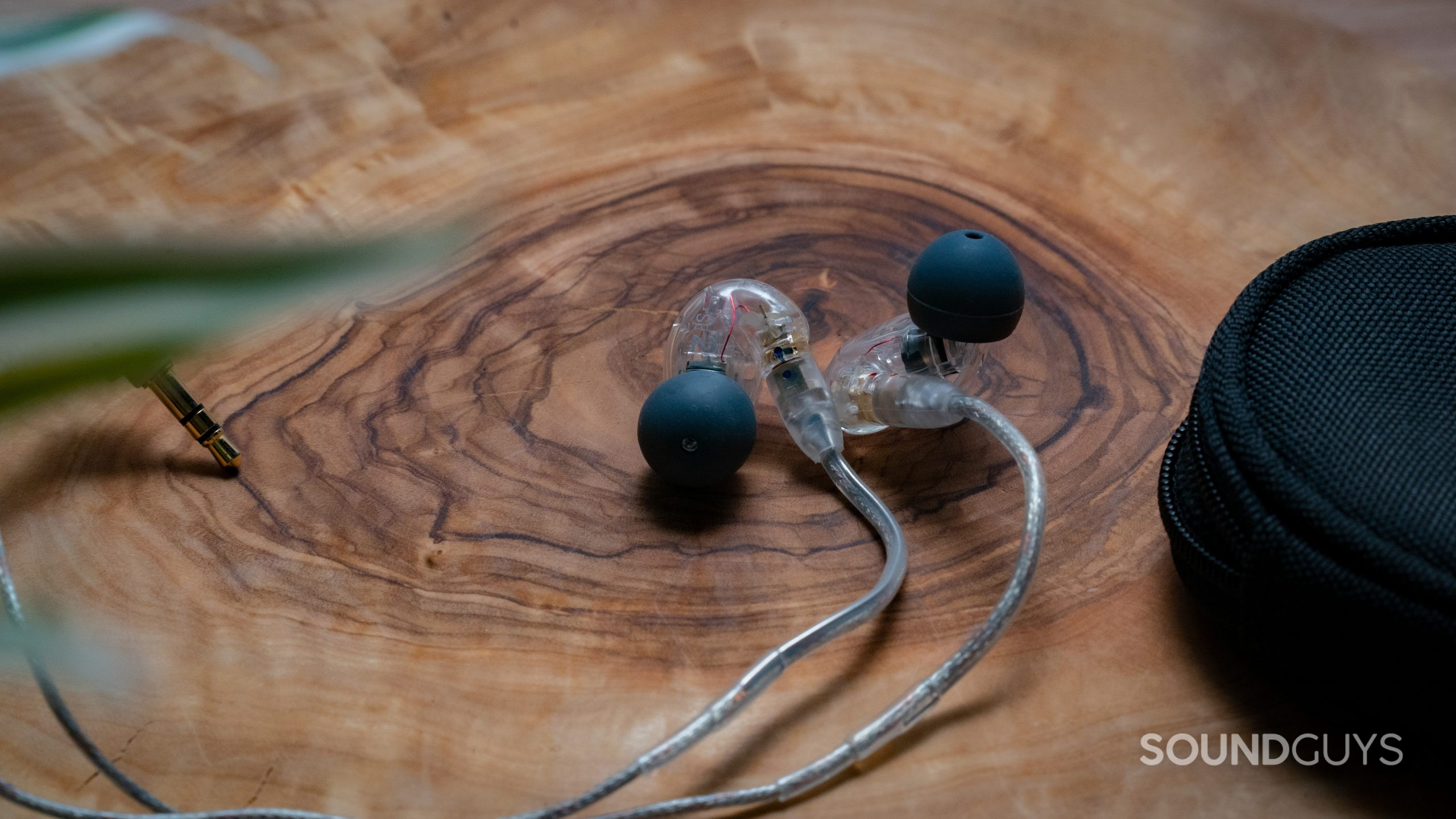 What are in-ear monitors? - SoundGuys
