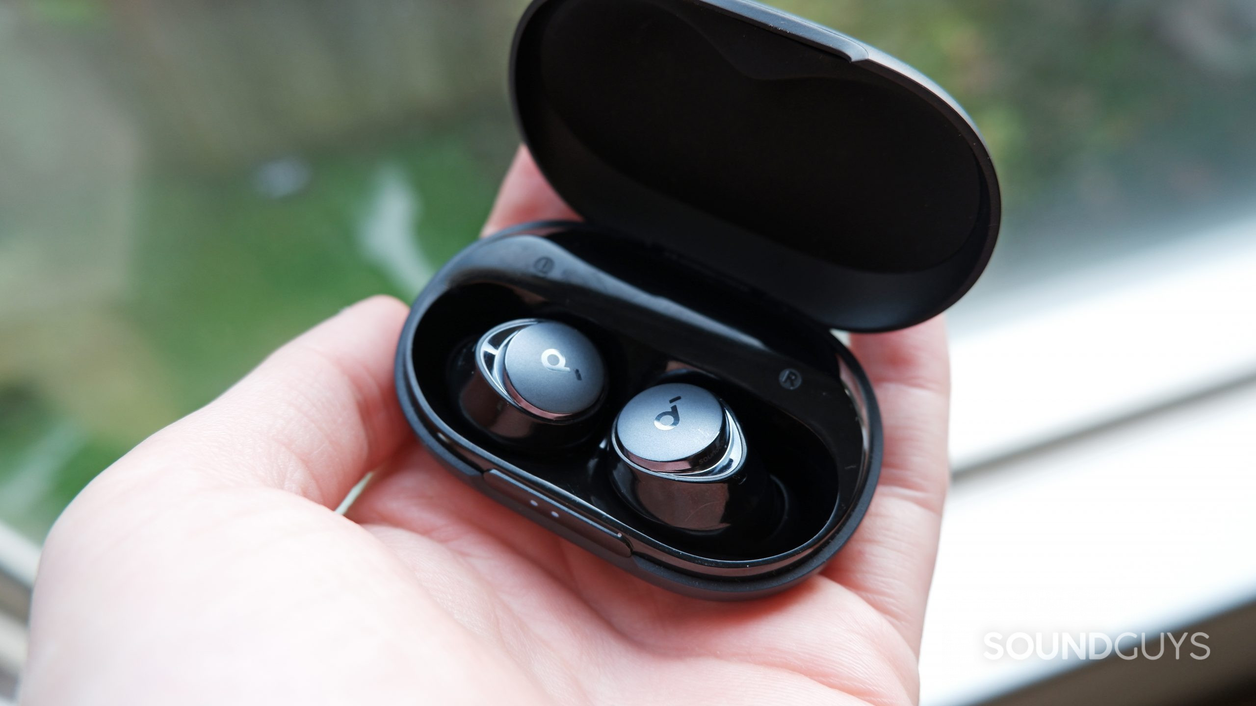 Samsung Galaxy Buds FE First Impressions 🤔 — Aaron x Loud and Wireless