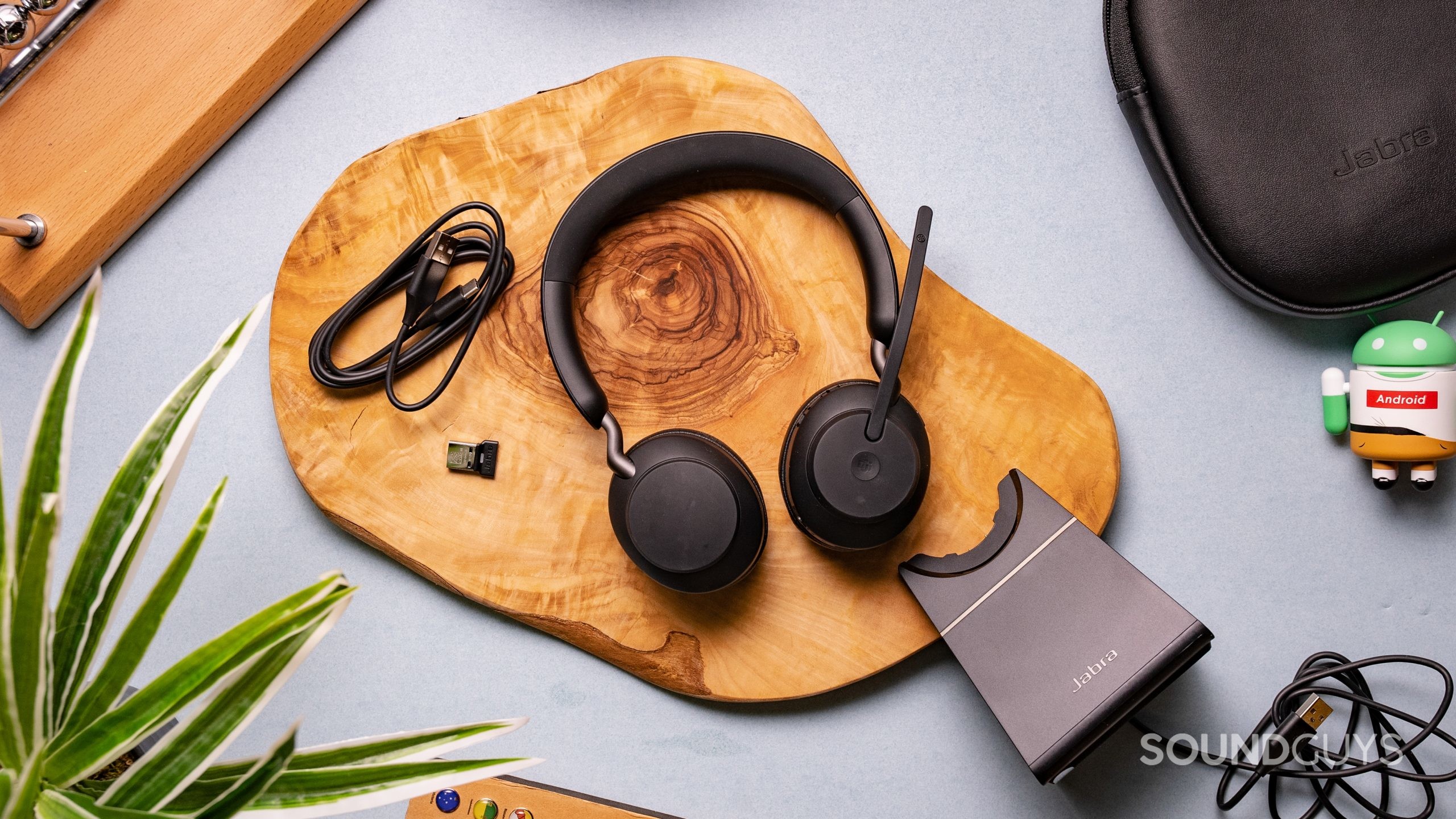 Jabra Evolve2 65 Flex Review - Are these cool foldable wireless