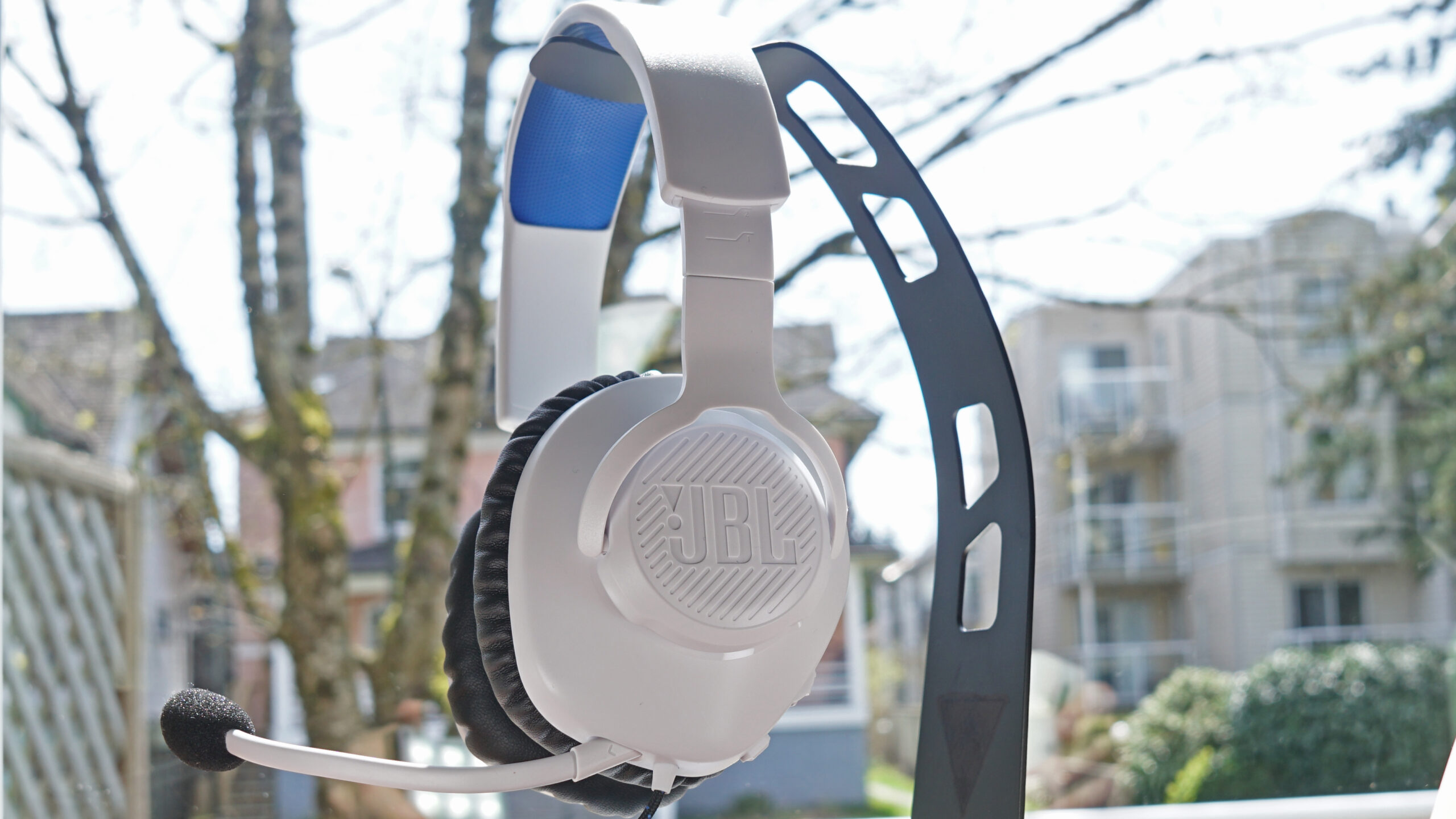 JBL Quantum 100 Headset review - A solid offering at a low cost - Ausdroid