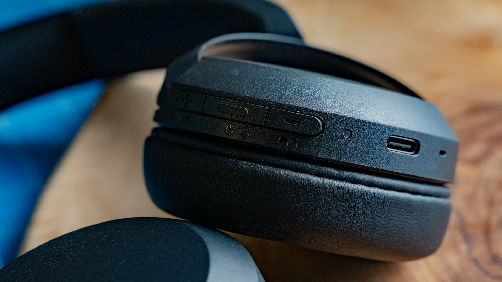 Super Affordable': $100 Sony WH-CH520 Wireless Headphones are More