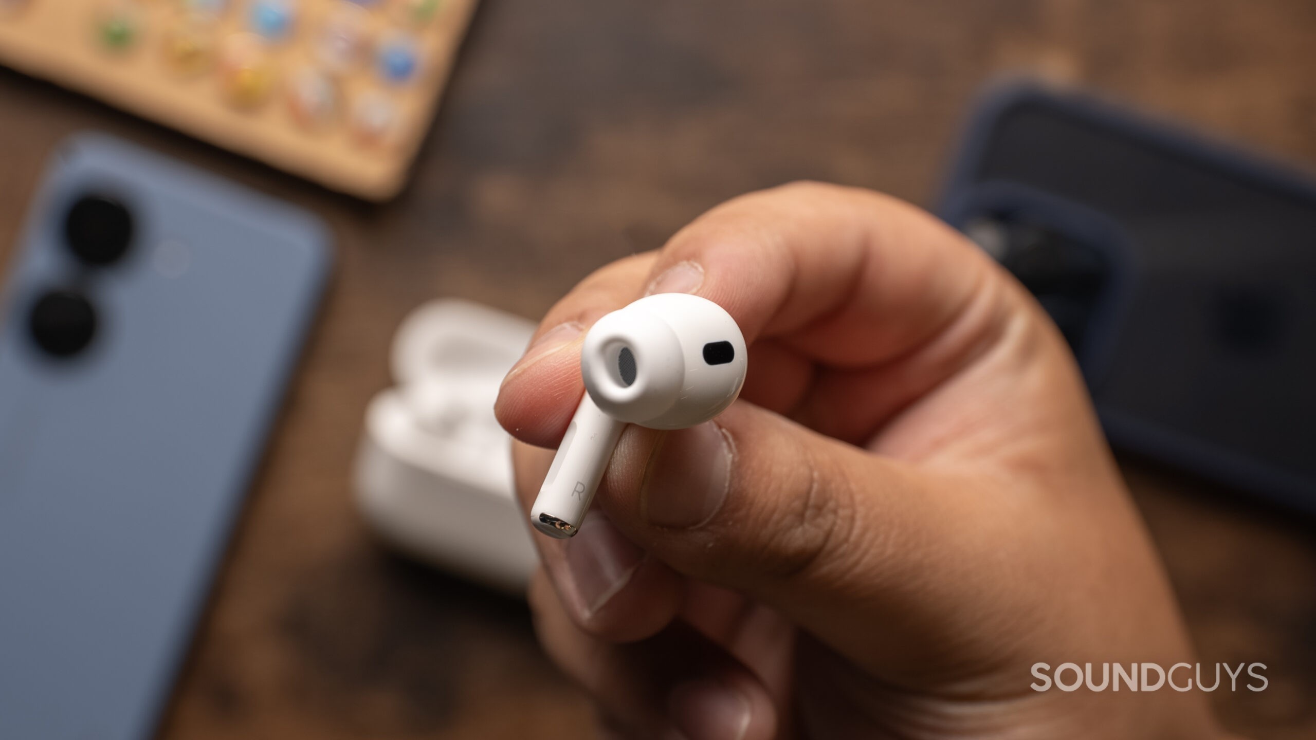 Apple AirPods Pro vs AirPods: Leave it to the Pro - SoundGuys