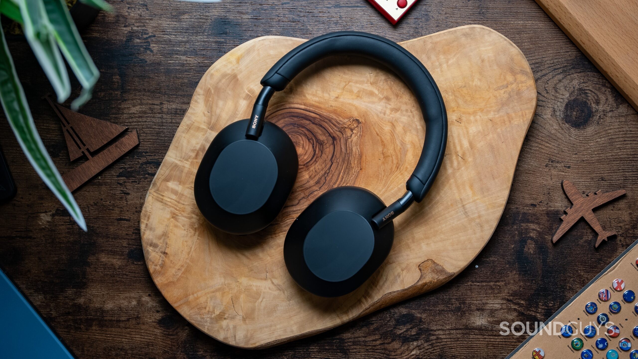 Best Bluetooth headphones under $100 of 2023 - SoundGuys