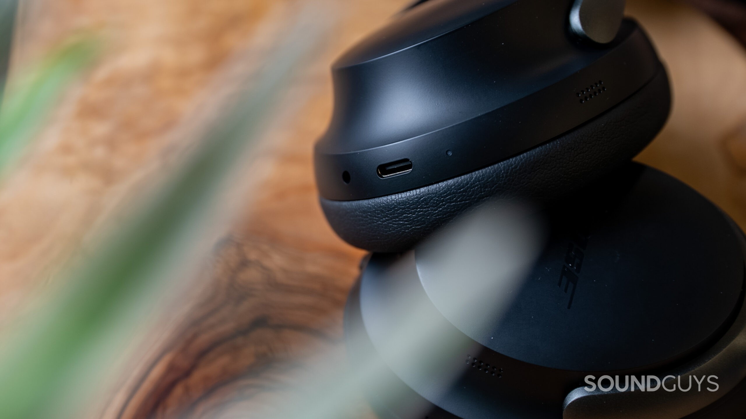 Sony Fan Tries Bose QuietComfort Ultra ( In-Depth Review ) 