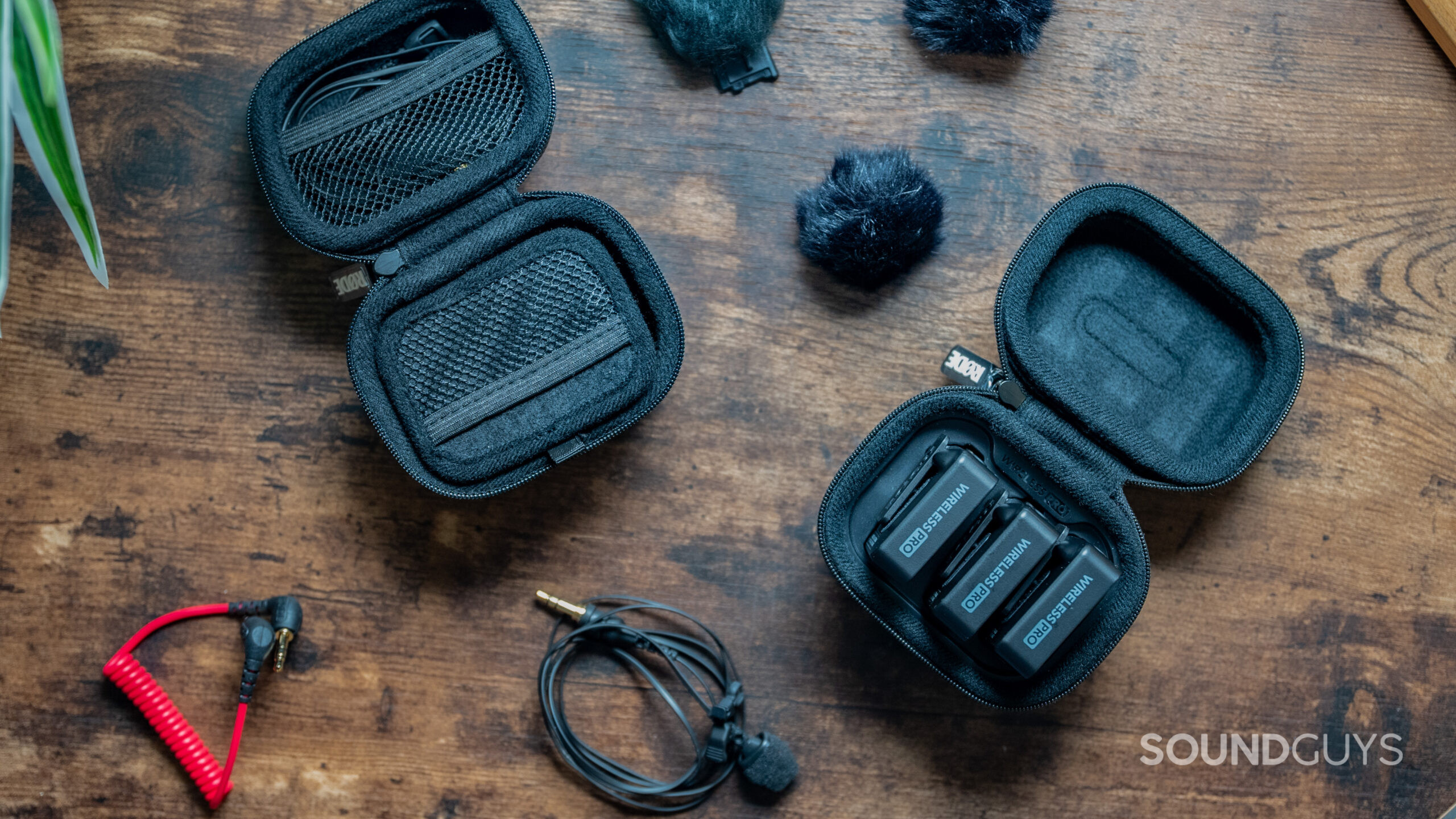 Overhead view of the Rode Wireless PRO and it's accessories.