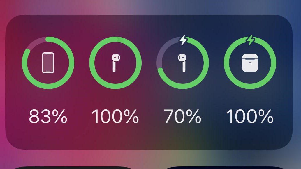iPhone widgets screen showing the battery life of airpods and case