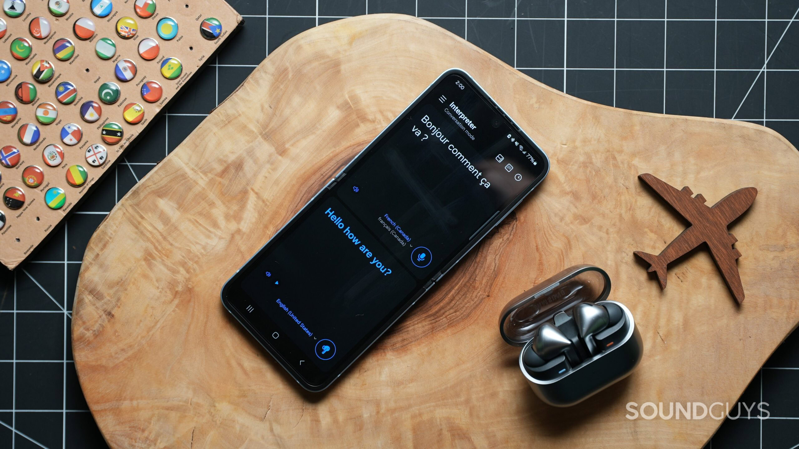 Samsung Galaxy Flip6 Interpreter Conversation mode with Galaxy Buds3 Pro