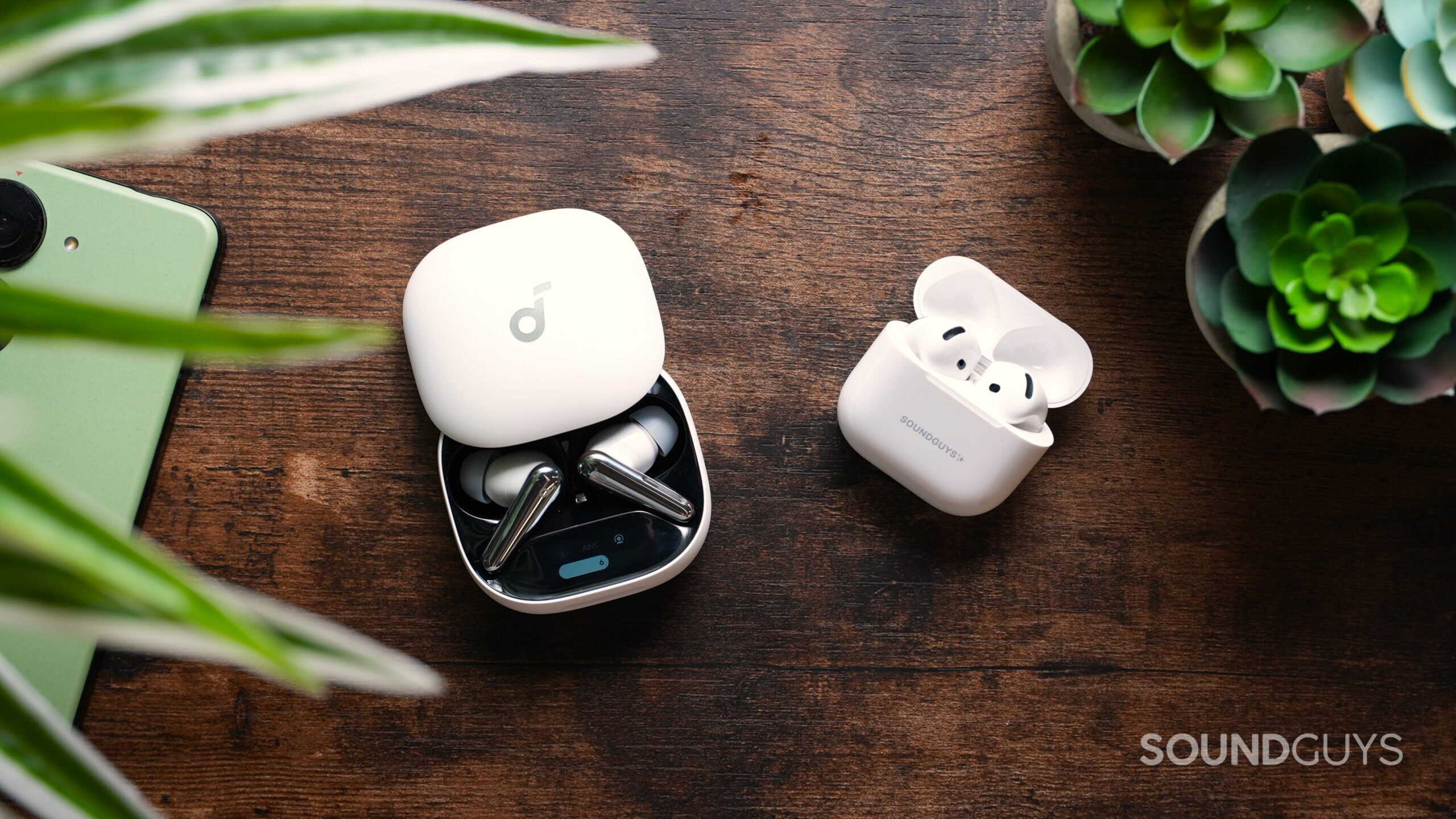 anker soundcore liberty 4 pro vs airpods 4