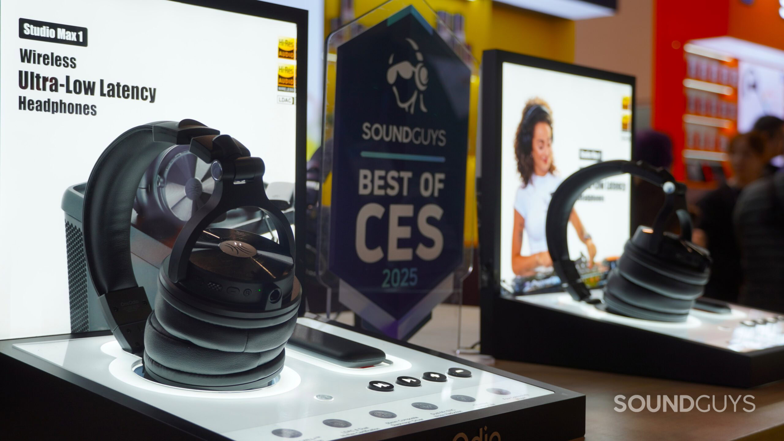 oneodio wireless dj headphones ces soundguys 